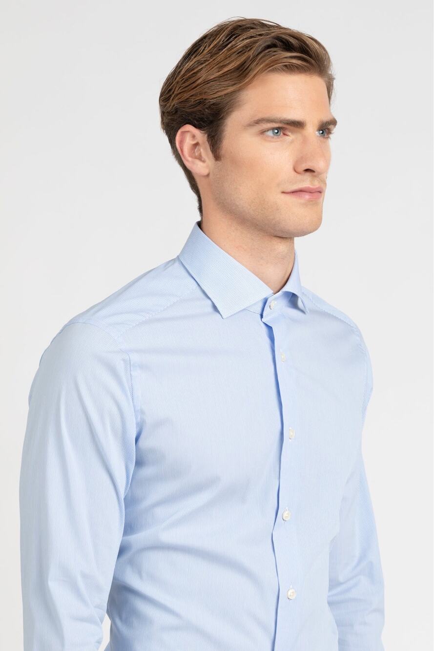 Caliban Wash & Wear Mens 16 Button Up Shirt Light Blue Stripes Stretch Cotton